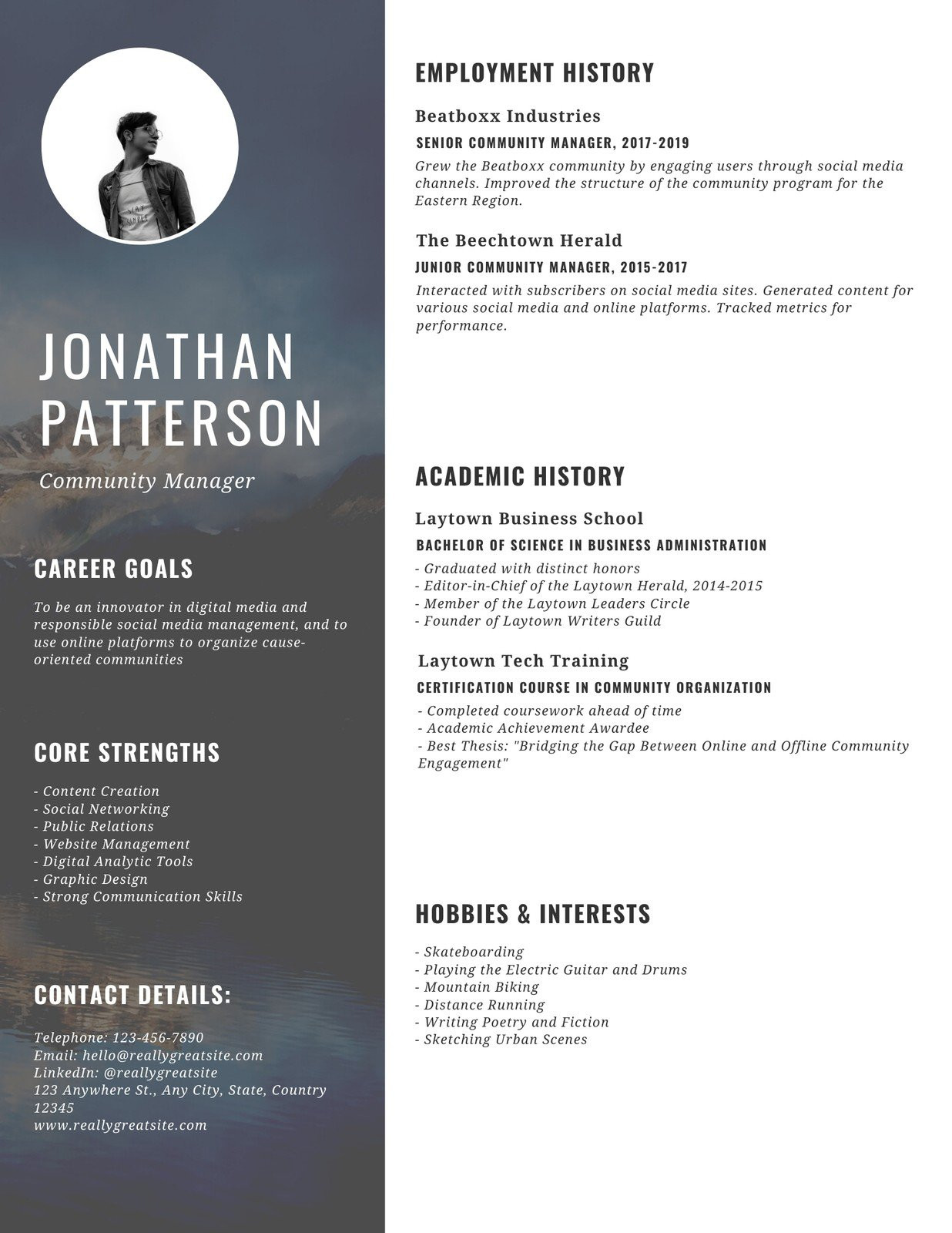 Sample Marketing Executive Resume with Community Involvement Universal Community Manager Resume – Templates by Canva